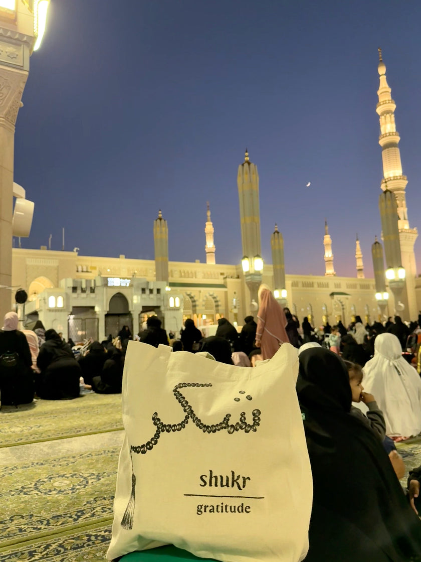 Shukr Tote